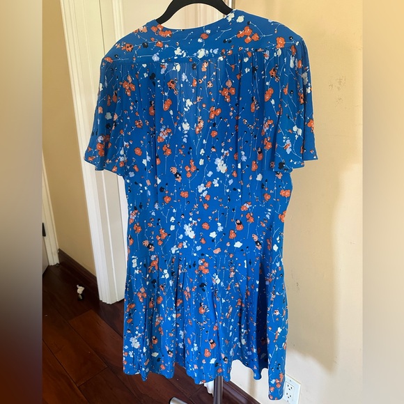 EQUIPMENT FEMME - Blue Floral Short Sleve Silk Dress - Picture 3 of 7